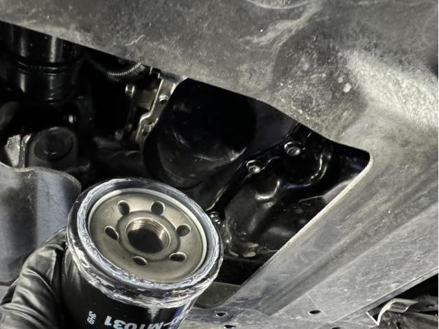 NISSAN キャラバン エンジンオイル交換 オイルフィルター交換 株式会社