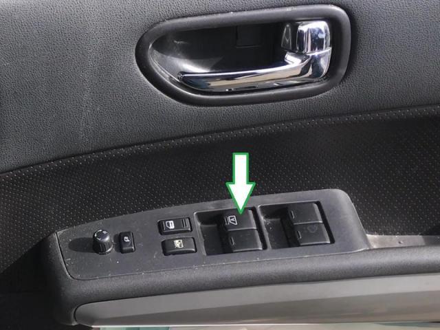 運転席パワーウインドの「オートアップ」と「タイマ機能」が効かない