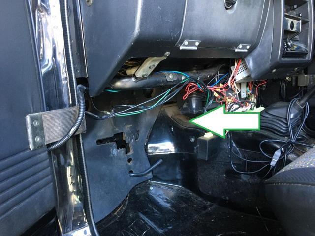 エアコンガス漏れはエバポレーターから。現物修理で何とか対応できまし