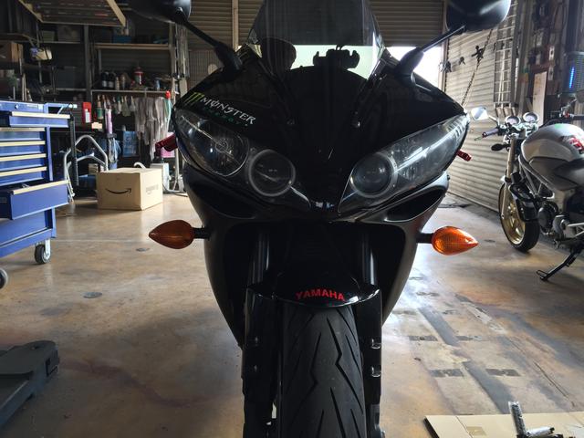 奈良県 奈良市 ヤマハ 〔YZF-R1〕 シーケンシャルウインカー取り付け