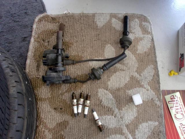 三菱パジェロミニのプラグとイグニッションコイルを交換いたしました