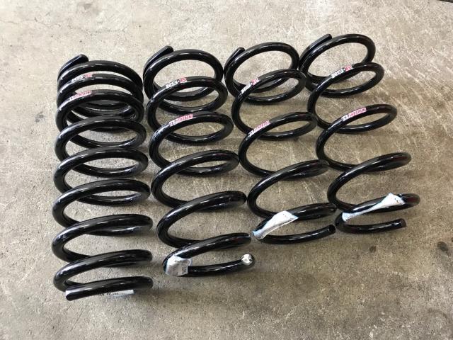 トヨタ クラウンハイブリッド AWS211 ダウンサス取付 RS-R 4輪