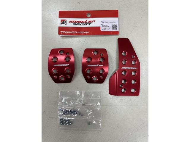 アルトワークス ドライビングペダルカバー取付｜グーネットピット