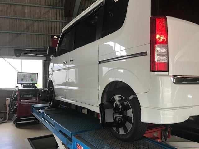 スズキ DA64W エブリィワゴン ショック交換 シート交換 カヤバ