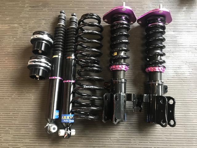 ZVW30 プリウス 車高調取付け ブッシュ1G締め直し 四輪