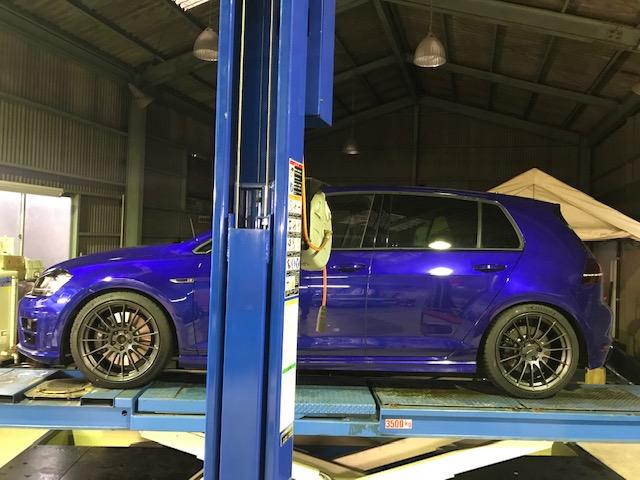 VW ゴルフR ゴルフⅦ ダウンサス取付け ブッシュ1G締め直し 四輪