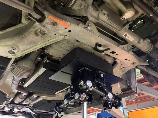 BMW E92 M3 エンジンマウント交換 強化エンジンマウント