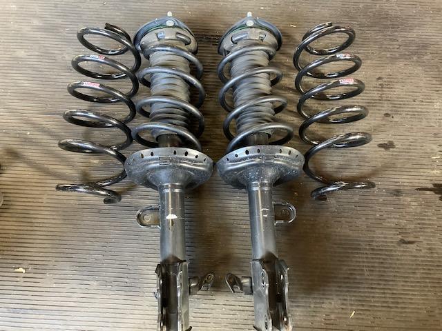 RP3 ステップワゴン ショックアブソーバー交換 ダウンサス取付け