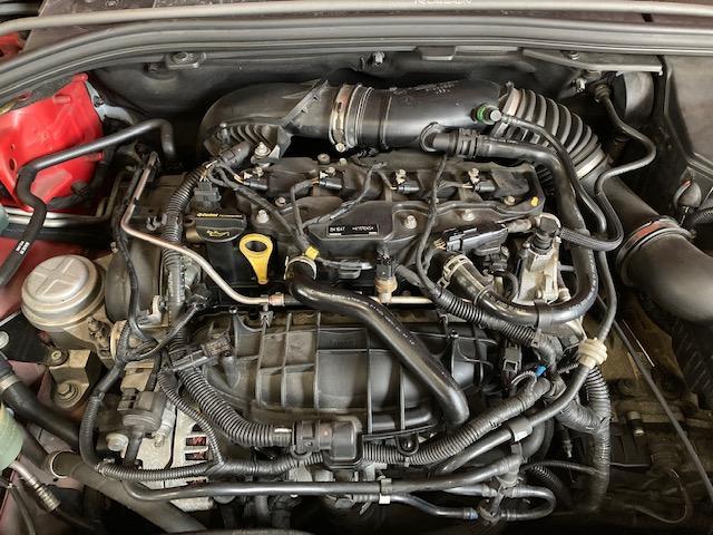 ボルボ V60 ヘッドカバーパッキン交換 スロットルボディ清掃 オイル