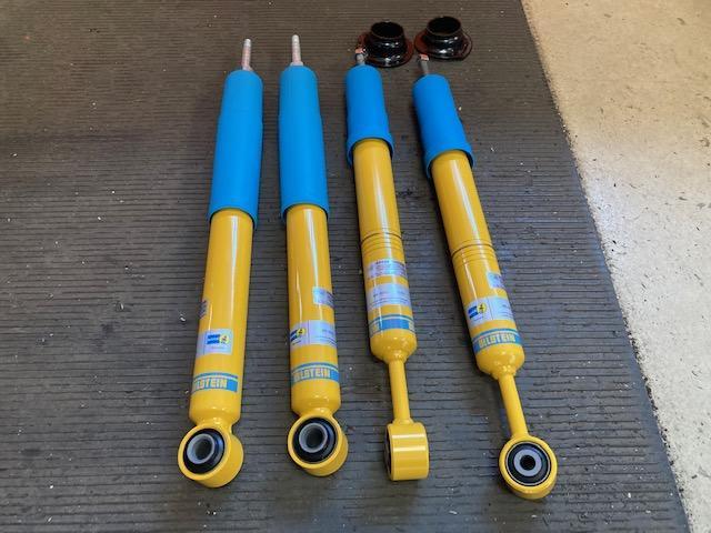 GDJ150W ランドクルーザープラド ショックアブソーバー交換 4