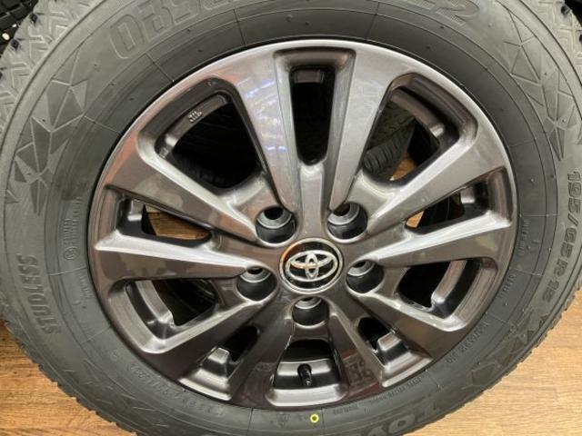 トヨタのミニバン！ノア・ヴォクシー・エスクァイア用純正ホイール