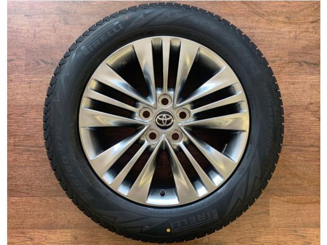 新型アルファード/ヴェルファイア40系用スタッドレス入荷しました