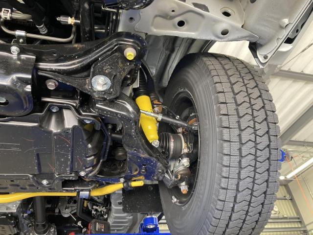 TOYOTA トヨタ ハイエース 千葉県 足回りパーツ取付 ショック