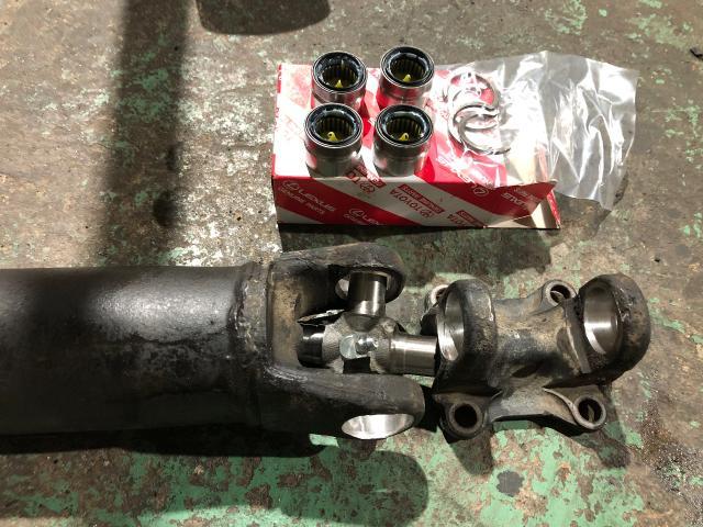 ランドクルーザー80プロペラシャフト修理｜グーネットピット