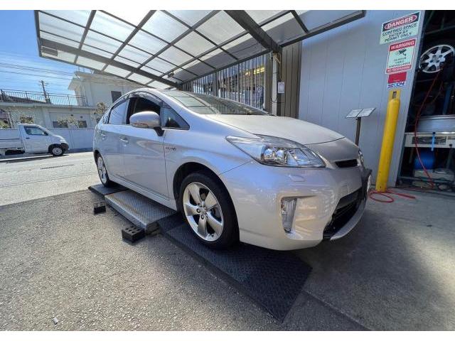 プリウスのホイール交換作業！30プリウスSツーリング純正17インチの