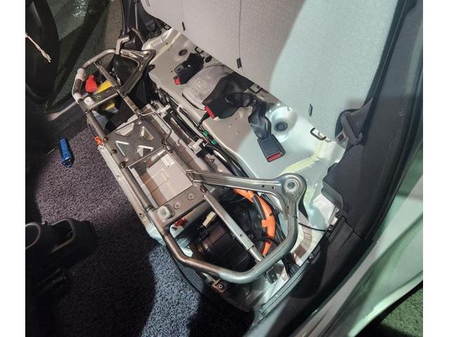 アクアのハイブリッドバッテリー交換を行いました！｜グーネットピット