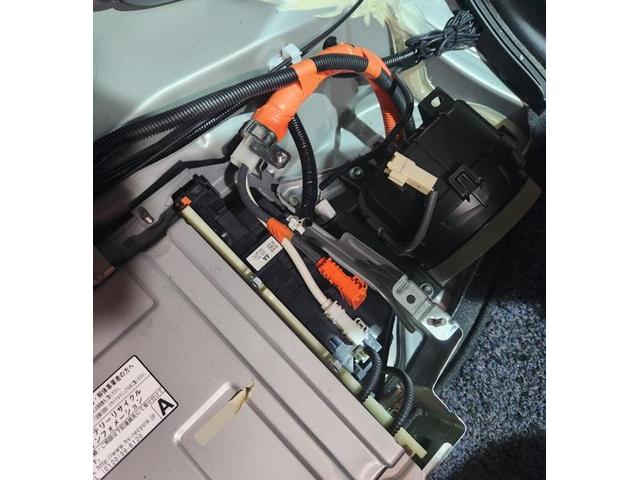 アクアのハイブリッドバッテリー交換を行いました！｜グーネットピット