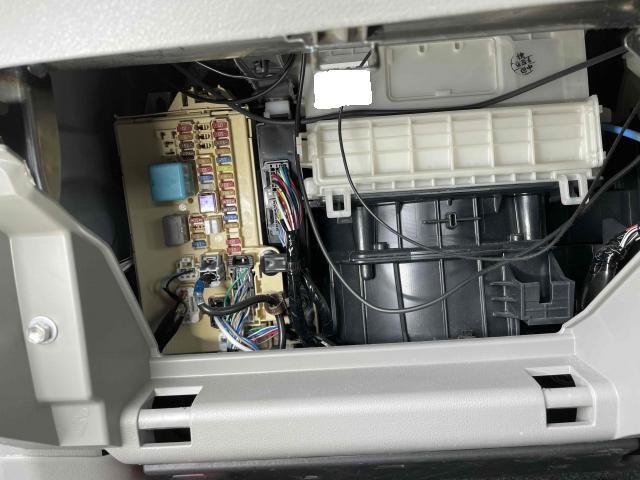 ダイハツ ミライース LA300S 電装系修理 ジャンクションボックス交換