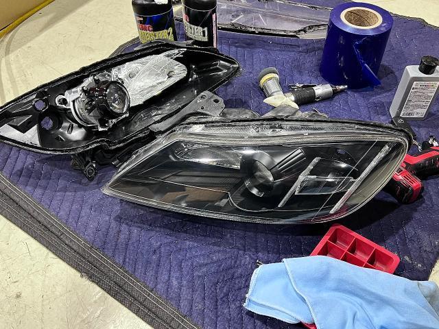RX-8 ヘッドライトレンズリペア インナー塗装 艶消しブラック｜グー