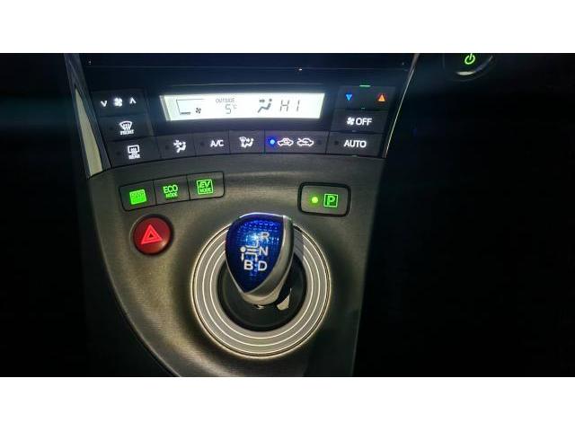 プリウス エアコンパネルLED打ち替え 30プリウス LED打ち換え ホワイト