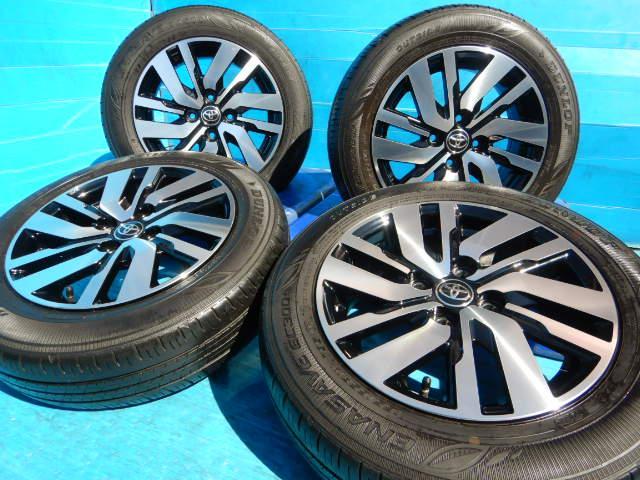 新車外しホイールに中古タイヤを組んだセットです。 トヨタタンク純正