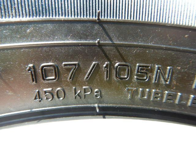 新車外しのハイエース純正スチール入庫しました！ ハイエース純正