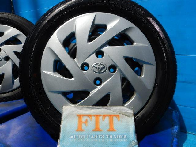 アクア純正スチールホイール＆ホイールキャップのセットが入庫です