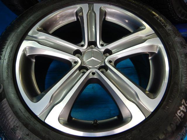 メルセデスベンツSクラスに装着できるベンツ純正18インチ