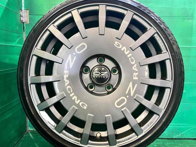 MINI パーツ情報 ミニジョンクーパーワークスに装着できるOZ18