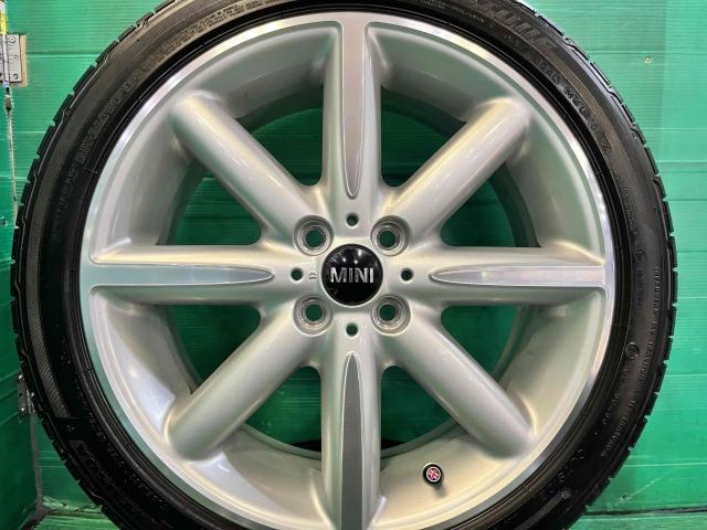 4穴ミニの限定車純正17インチホイール入庫です！ ミニ純正ダブル