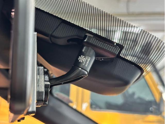 レクサス LC500コンバーチブルにサブロクシステム製デジタル