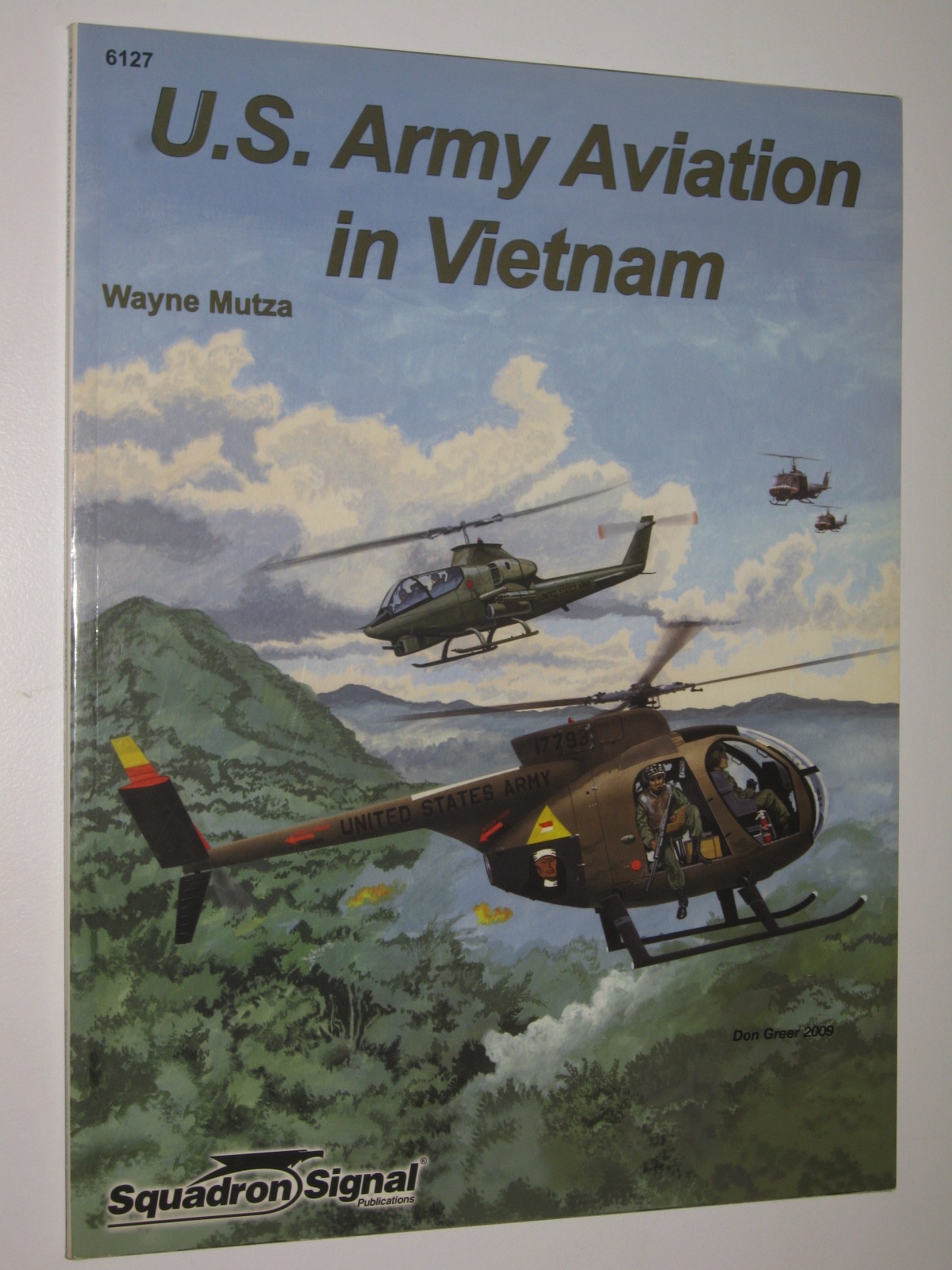 U.S. Army Aviation in Vietnam by Mutza, Wayne: Fine Softcover