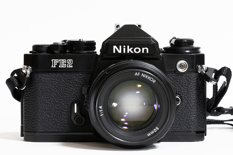 ウチヤマシンヤのカメラ語り Part.02「Nikon FE2」 | PicoN!