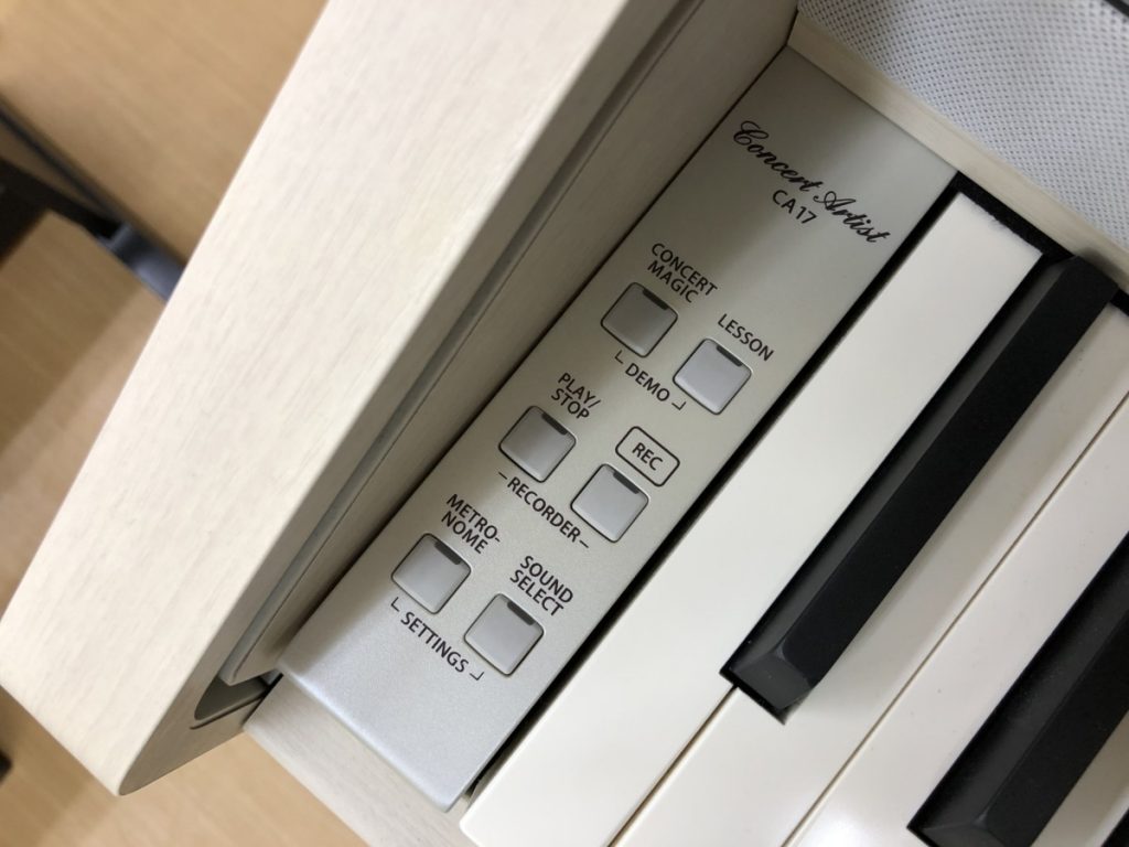 電子ピアノ KAWAI CA17A 2017年製 中古 椅子付き 木製鍵盤 ホワイト