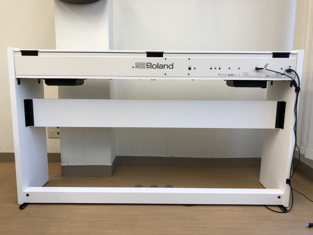 Roland F-140R-WH 電子ピアノ 中古 2016年製 椅子付き ホワイト