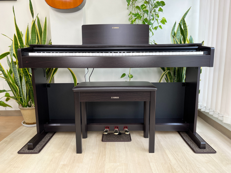 YAMAHA YDP-143R 18年製 中古 電子ピアノ ARIUS アリウス・・・SOLD
