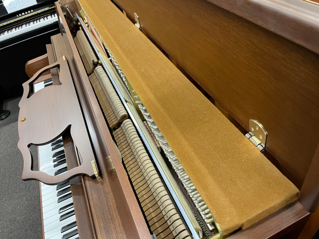 中古》YF101W ヤマハアップライトピアノ | 中古アップライトピアノ