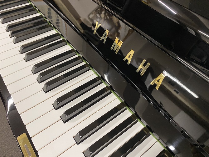 中古》U2H ヤマハアップライトピアノ | ご成約済み商品 | 大阪・本町の