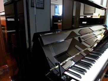 ヤマハ アップライトピアノ b121 ※生産終了にともない「在庫限り