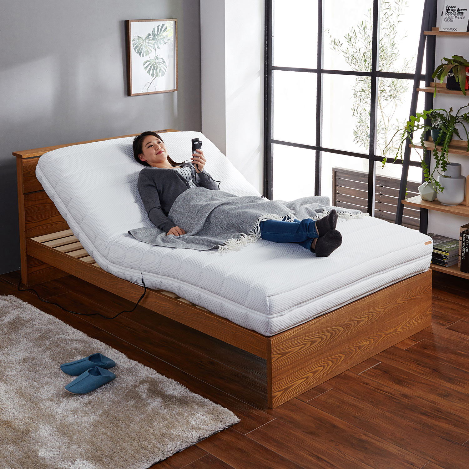 電動リクライニングマットレス（背・脚2モーター式）（電動