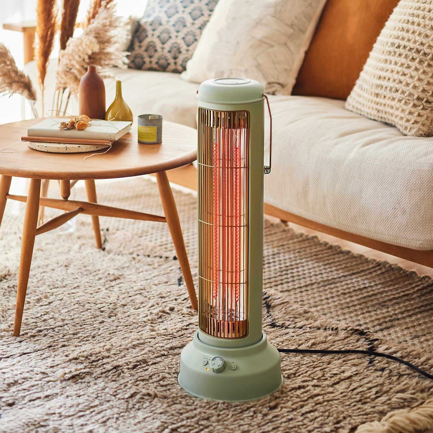 遠赤外線ヒーター「ノスタルストーブ」（暖房器具/オイルヒーター