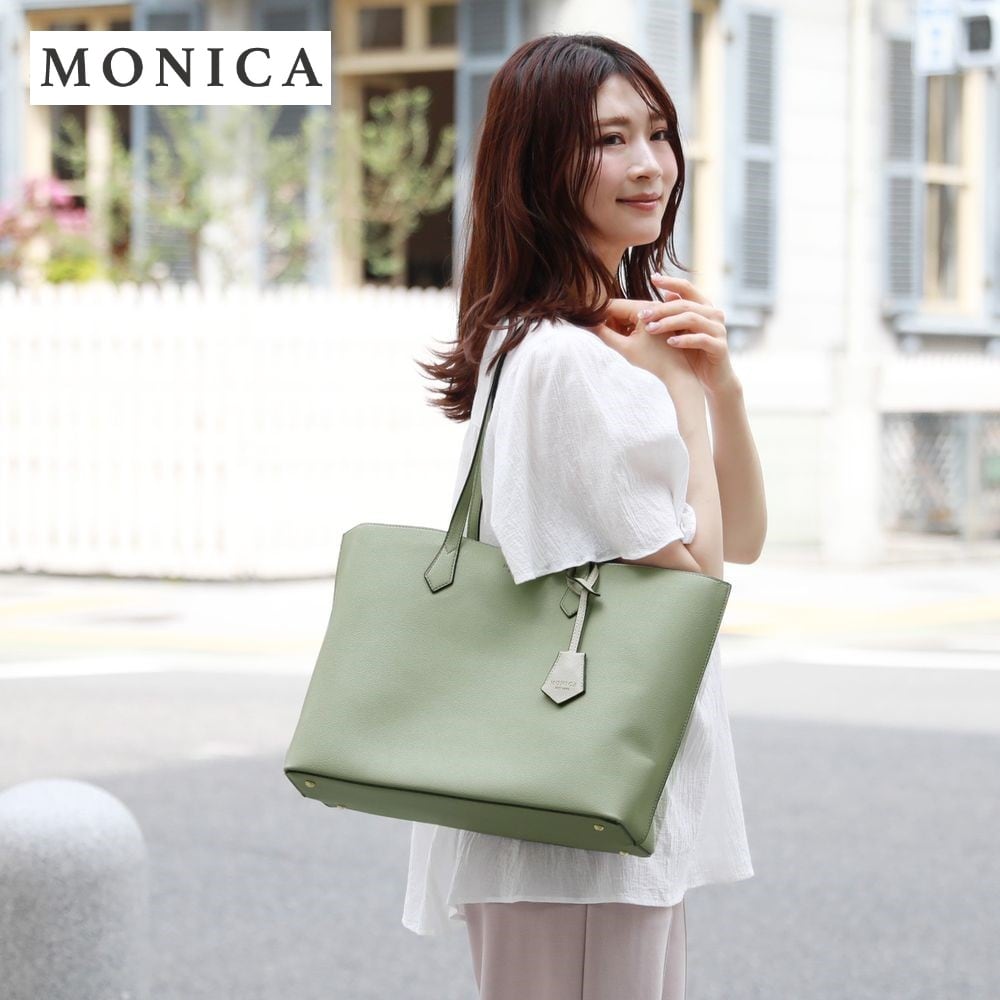チャーム付きバイカラートートバッグ【A4対応】(モニカ/MONICA)｜通販