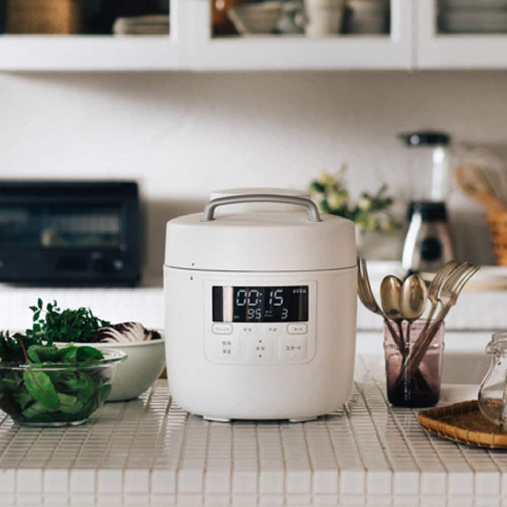 煮込み・無水調理もできる1台10役の電気圧力鍋「おうちシェフPRO