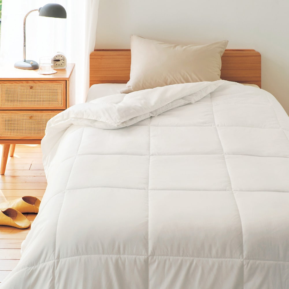 羽毛のようにあたたかい抗菌防臭防ダニ2枚合わせ掛け布団（掛け布団