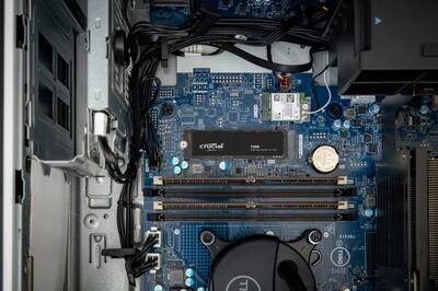 Crucial T500 2TB Internal SSD PCIe Gen 4 x4 NVMe M.2 with 3D TLC