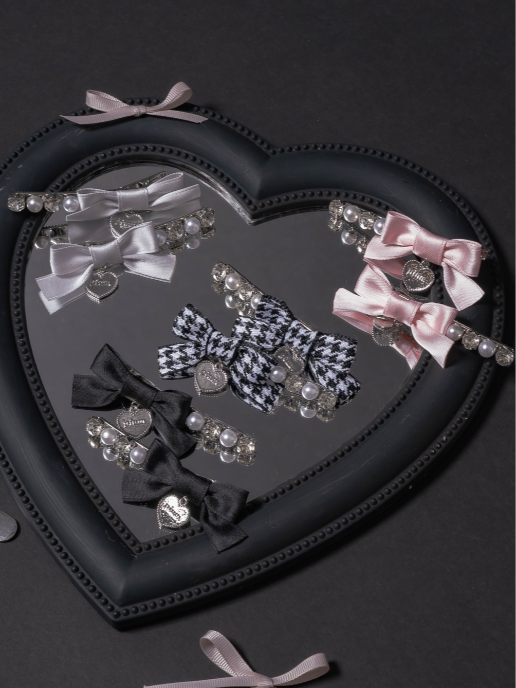 ACCESSORIES – pium