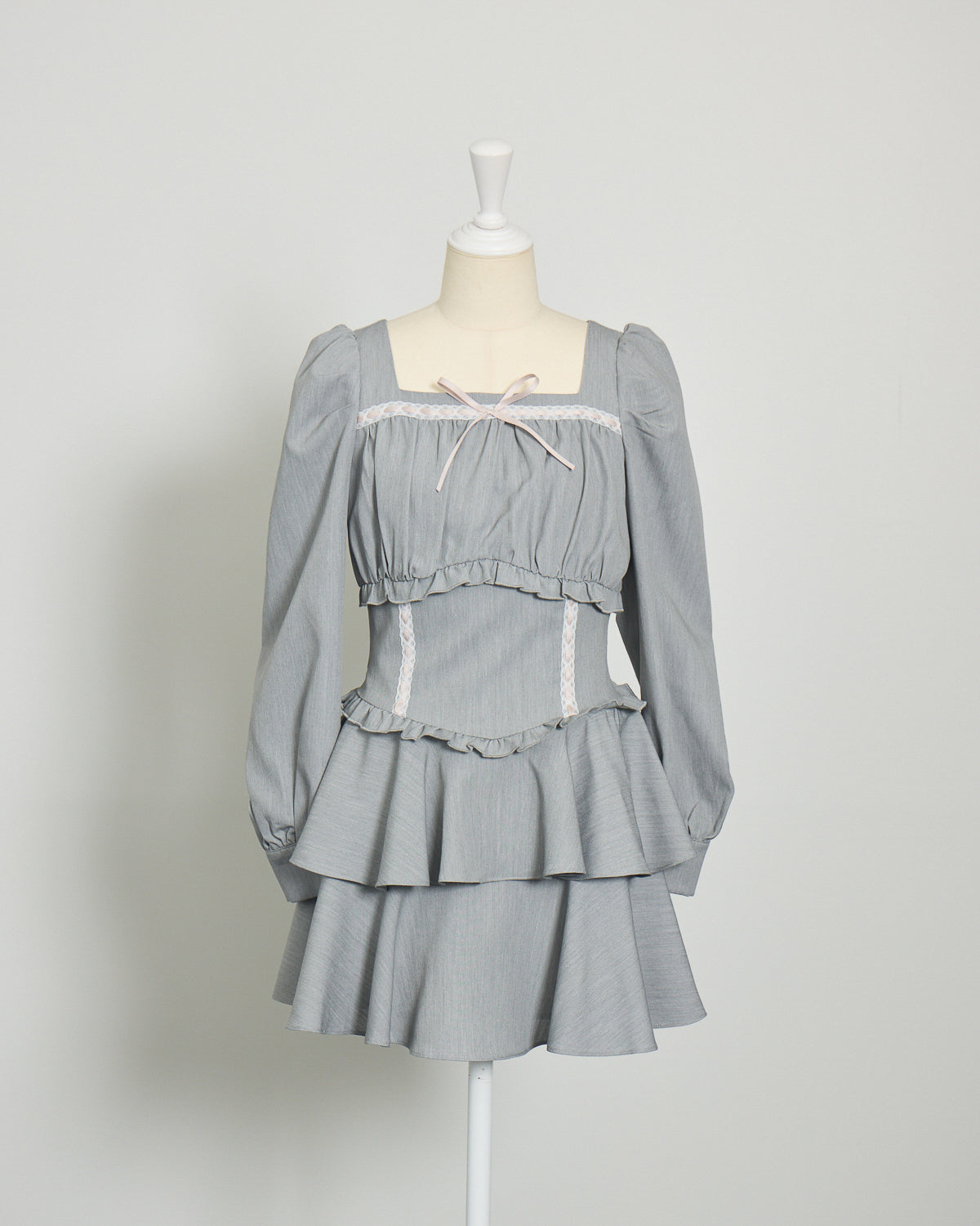 はしごレースフリルティアードワンピース – pium