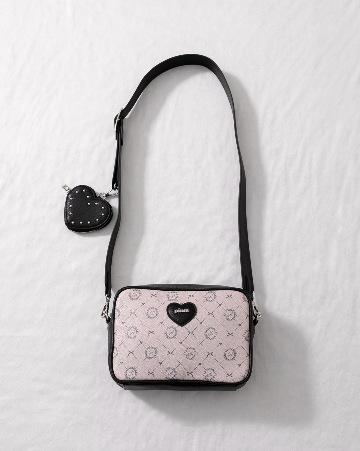 ハートポーチ付きモノグラムスクエアポシェット – pium
