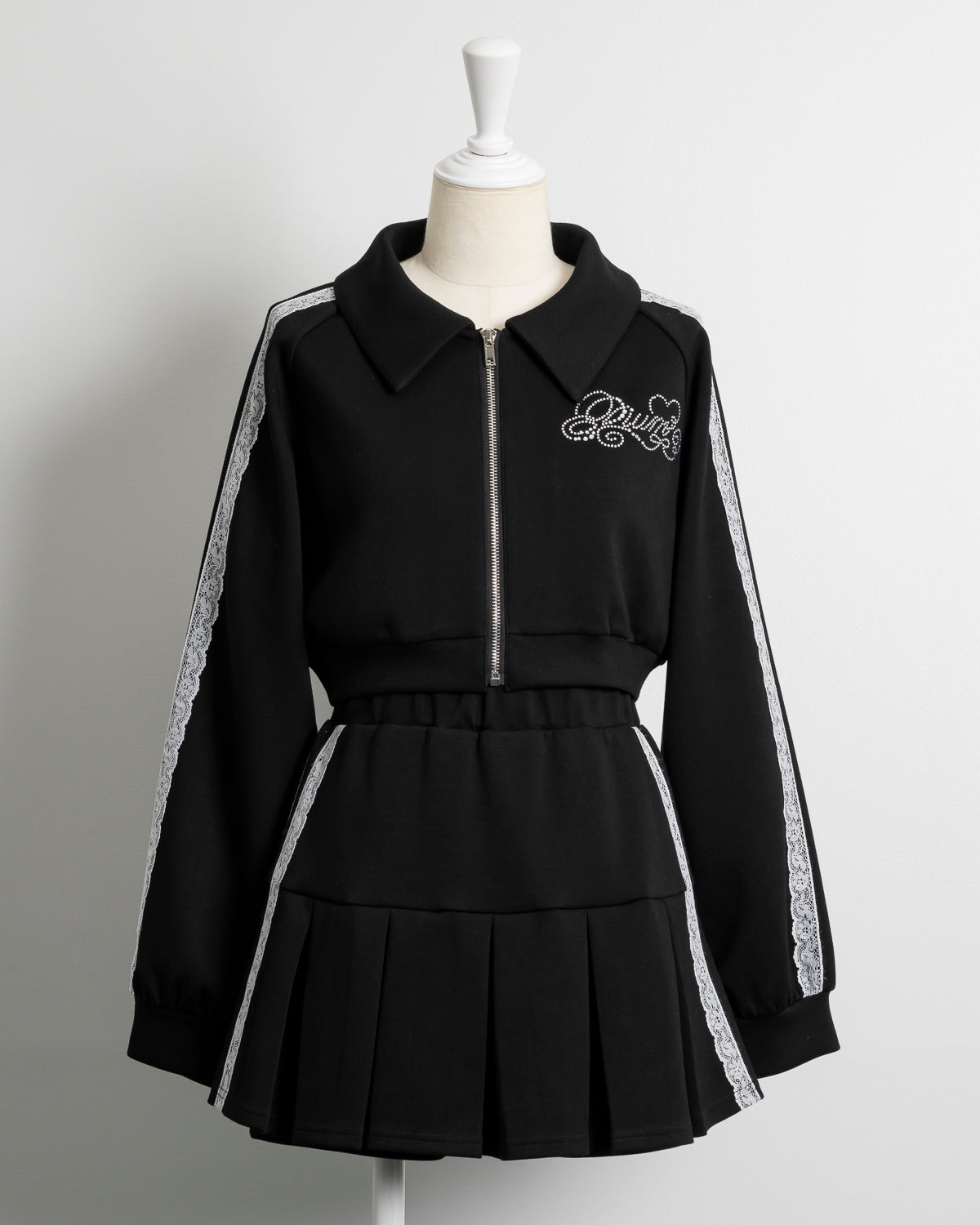 レースラインジャージセットアップ – pium