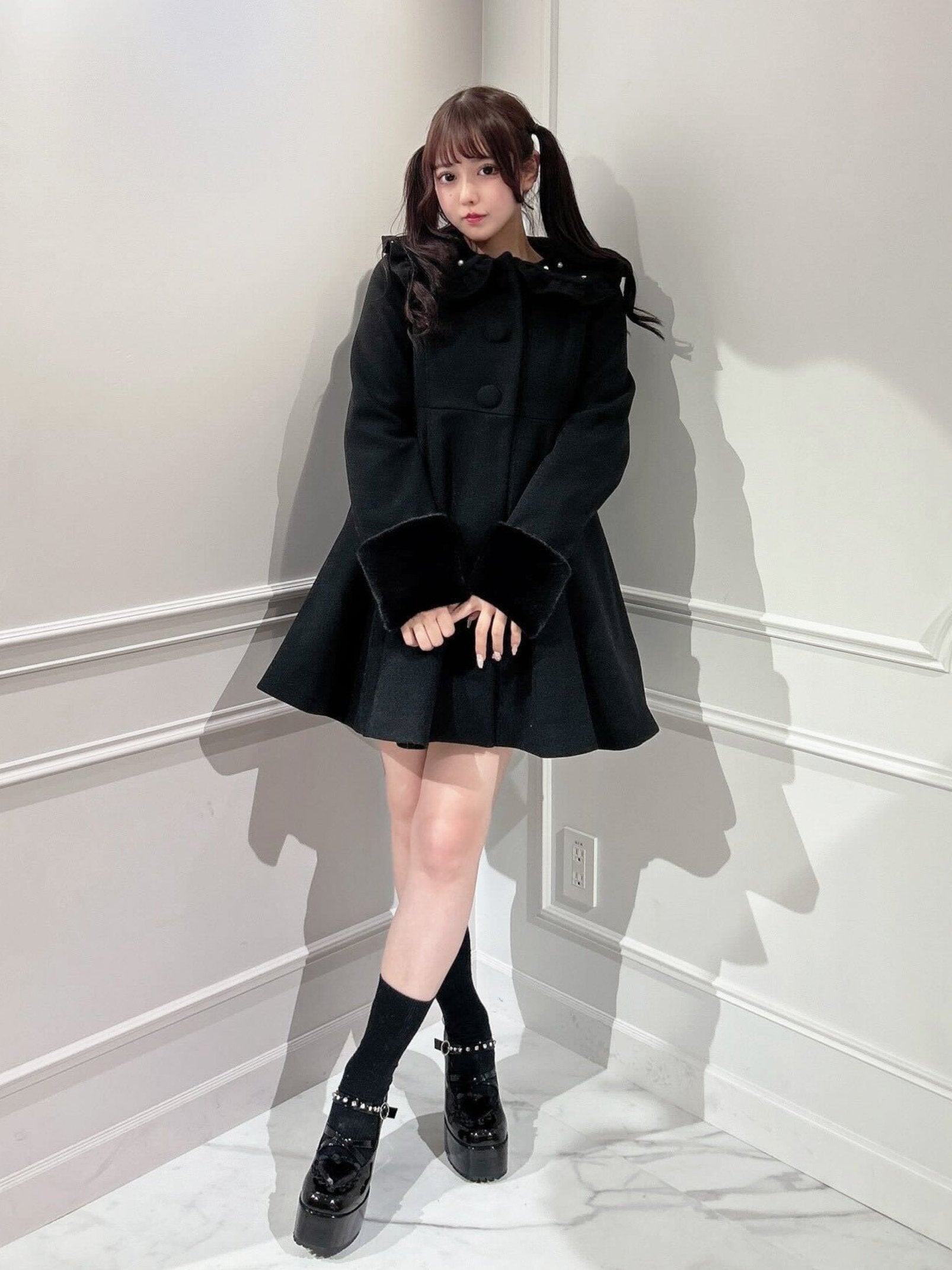 ビジューカラードーリーフレアコート – pium